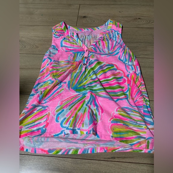 Lilly Pulitzer Tops - Lilly Pulitzer Sleeveless Blouse
